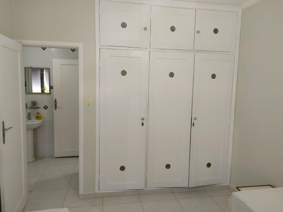 Guaruja Enseada - Apto 200M Da Praia - 02 Dorm. Wi-Fi + Ar + Estacionamento Екстер'єр фото